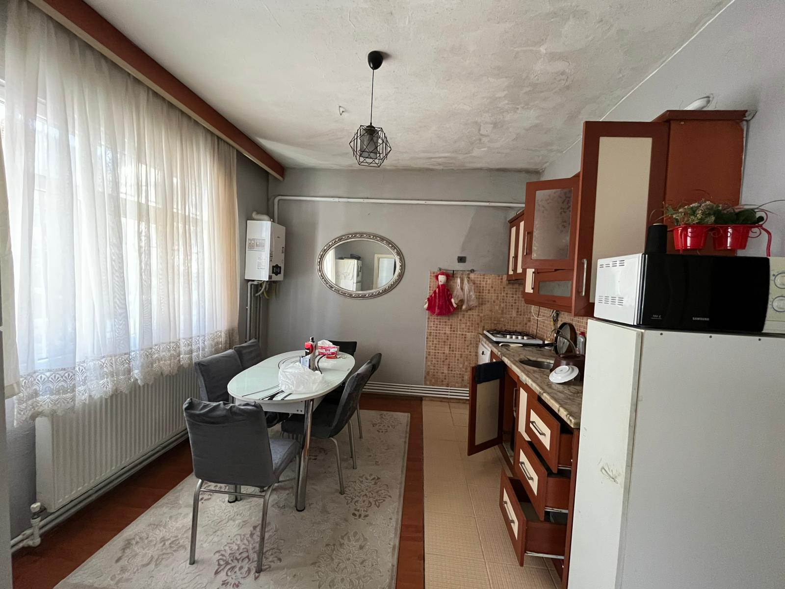 MABELDEN HASTANE YOLU ÜZERİNDE KOMPLE SATILIK BİNA